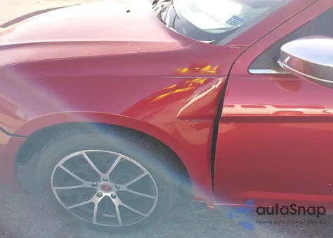 2011 Chrysler 200 Limited from USA, damaged, VIN 1C3BC2FG8BN526869